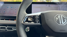 MG HS 1.5 T-GDI Trophy 5dr DCT Petrol Hatchback